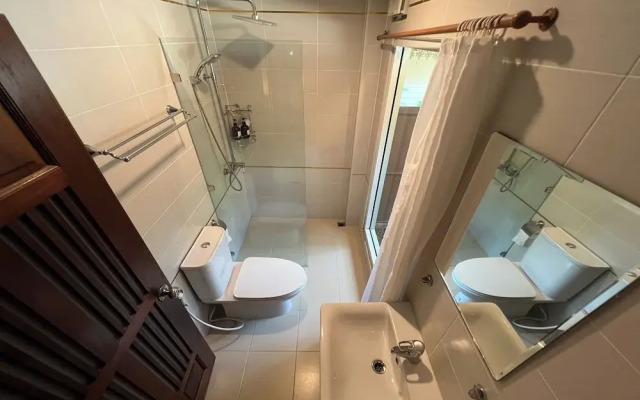 Baan Nam Pen Resort
