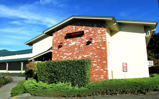 Portlander Inn and Marketplace