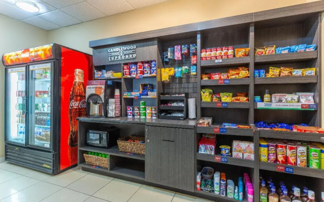 Candlewood Suites Airport by IHG