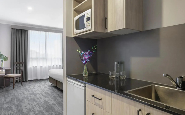 Oaks Sydney North Ryde Suites