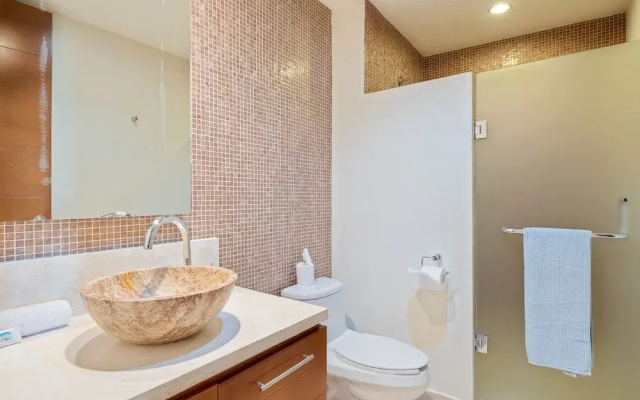 Encanto Living 0302 -1BR by Kivoya