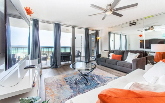 Shoreline Towers 3083