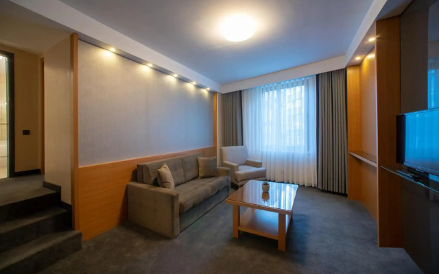 Tan Hotel - Special Class