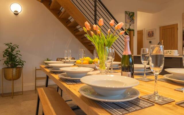 Escape 2 Unwind At The Parade Accommodates 10