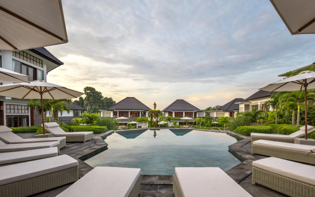Swan Paradise A Pramana Experience