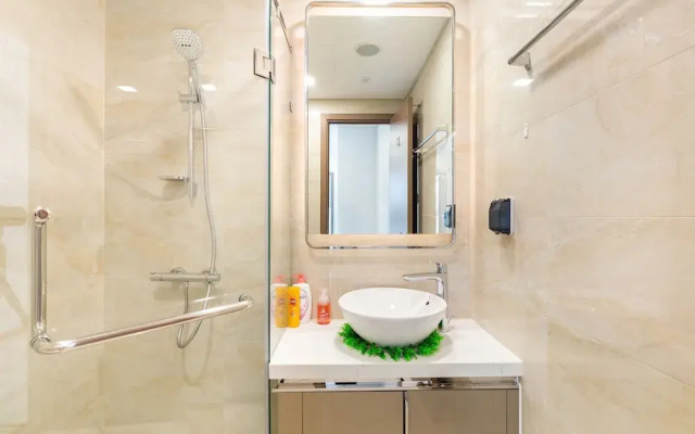 The Landmark 81 Luxury- Kayla's Home