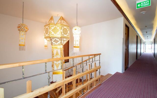 Anumat Premium Budget Hotel