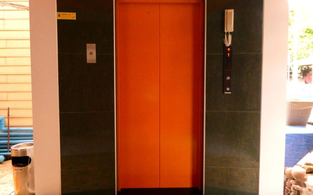 Mango Lagoon Place