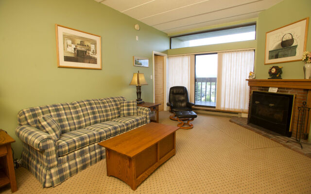 Pinnacle Condominiums