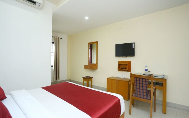 OYO 15560 Assent Inn