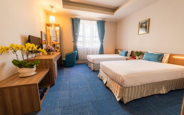 Rum Vang II Hotel