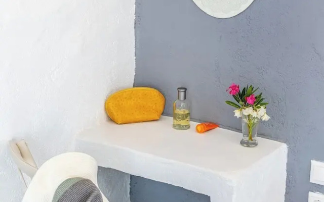 Castellano studios