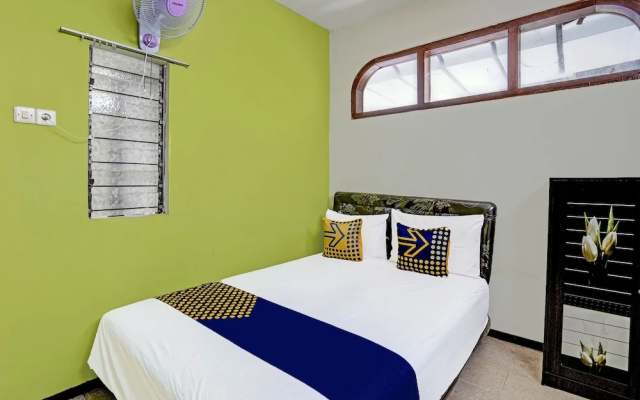 SPOT ON 91716 Kost Yy Syariah
