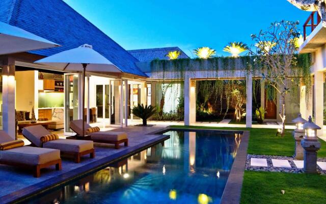 Villa Tenang by Nakula