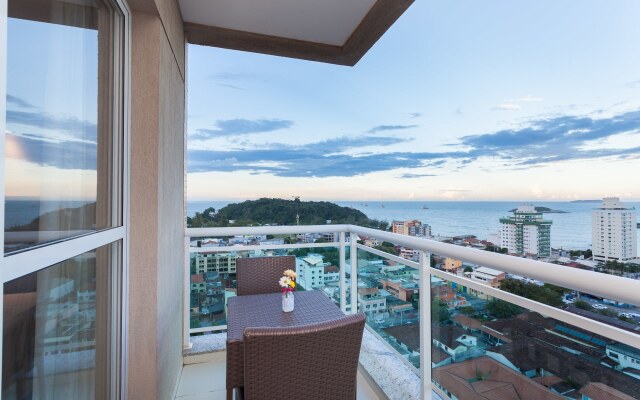 Ramada by Wyndham Macae Hotel Suites