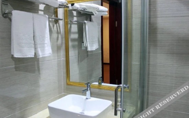 Yingfa Business Hotel