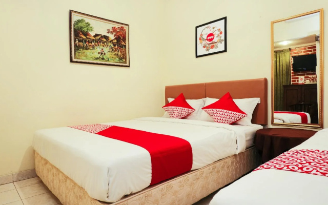 OYO 465 Alam Citra Bed & Breakfast