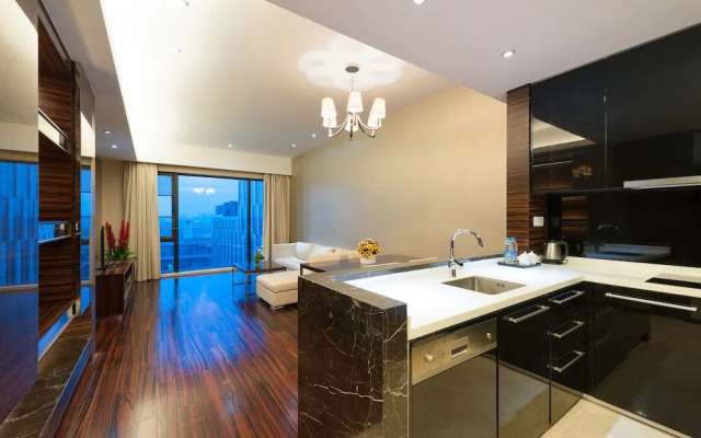 Yicheng Pazhou Poly World Trade Centre Apartment