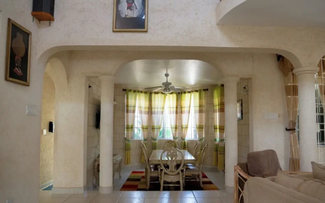 Marzalea 3 bd Villa by Zenbreak