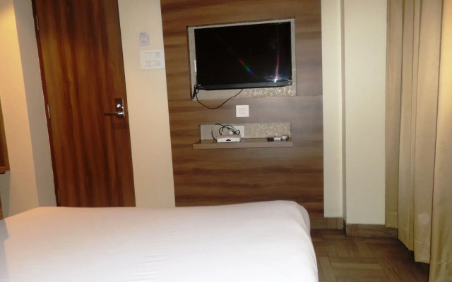 Hotel Rajvikas Residency