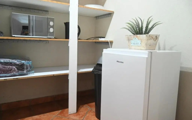 CH Airport Accommodation Room 2