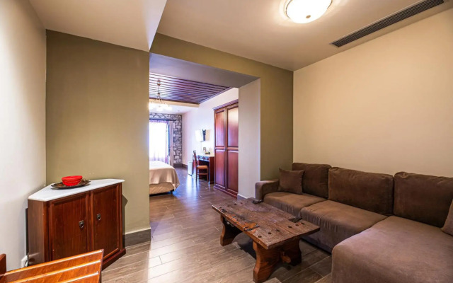 Itilo Traditional Hotel