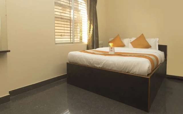 Sky Line Lodge by OYO Rooms