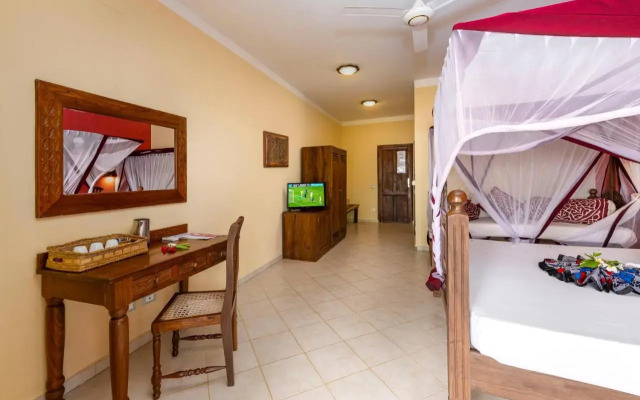 Jaz Adonia Beach Resort
