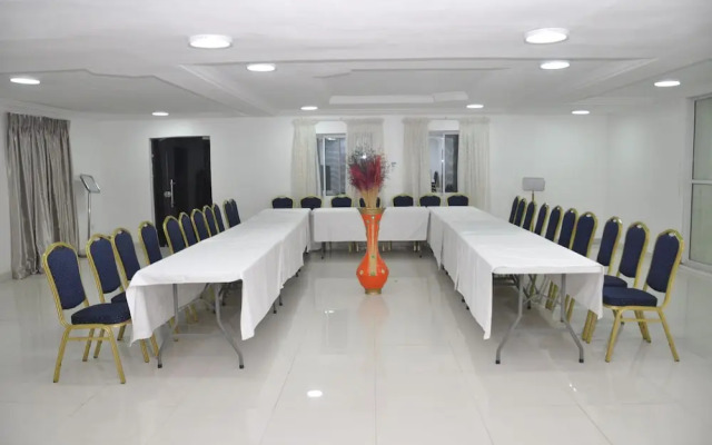 Grand Capital Hotel