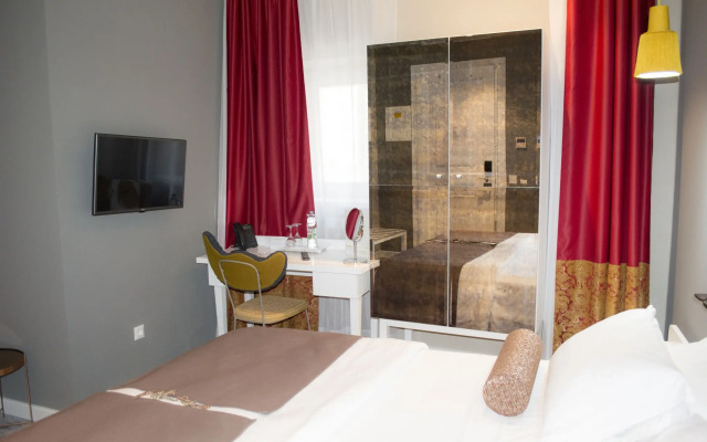 XII Century Heritage Hotel