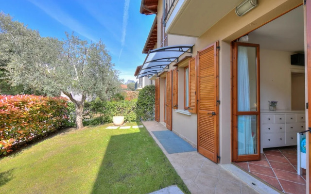 Borgo Belvedere Apartment With Lake View