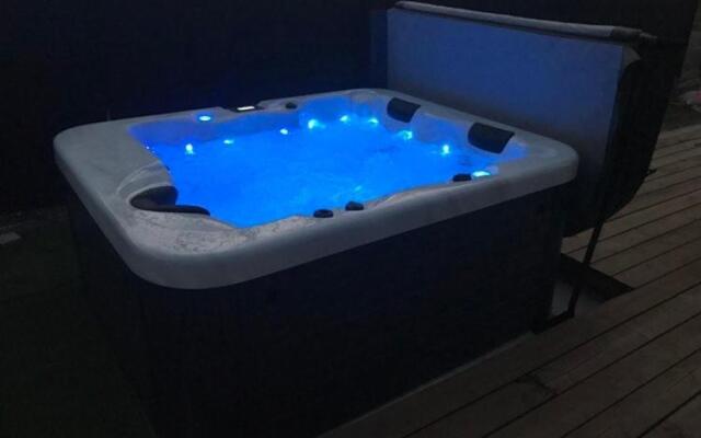 Superbe Studio meublé idéal pour couple ZEN avec SPA