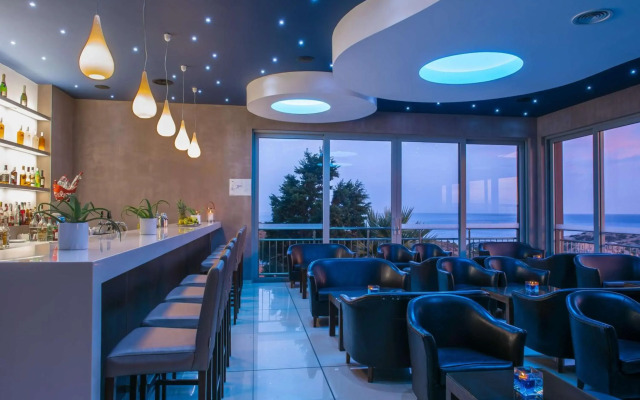 Blue Bay Resort Hotel