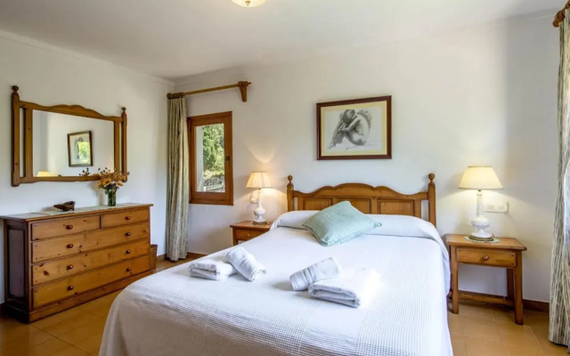 Villa - 2 Bedrooms with Pool and WiFi - 103235