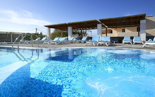 Sissi Bay Resort