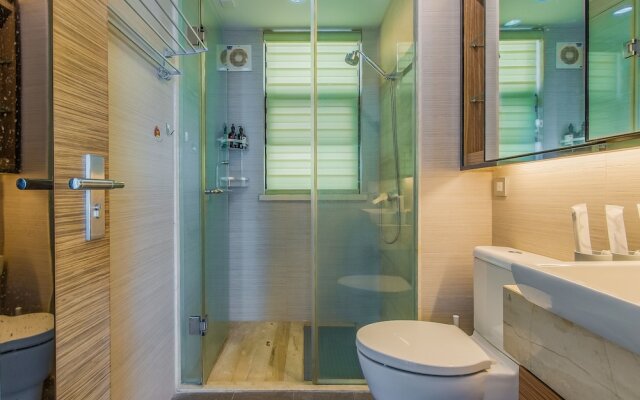 Locals Boutique Apartment Huafa Plaza 17