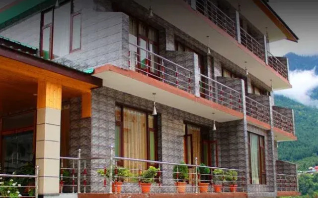 Hotel Aakash Regency