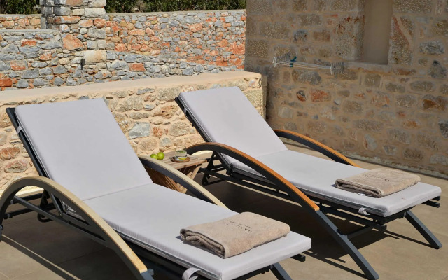 Akrolithi Boutique Hotel