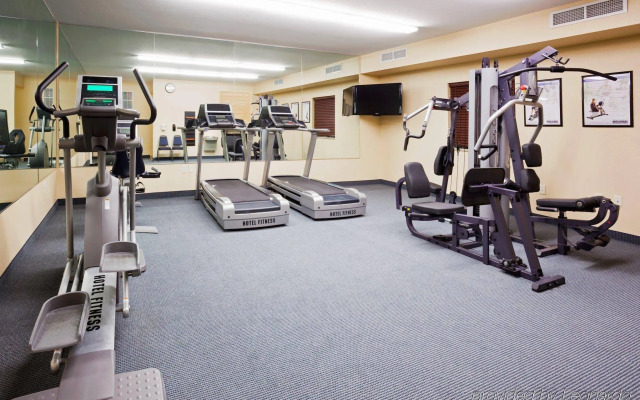 Candlewood Suites La Crosse N by IHG