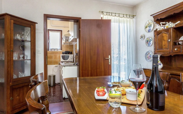 Holiday Home in Pula With Terrace