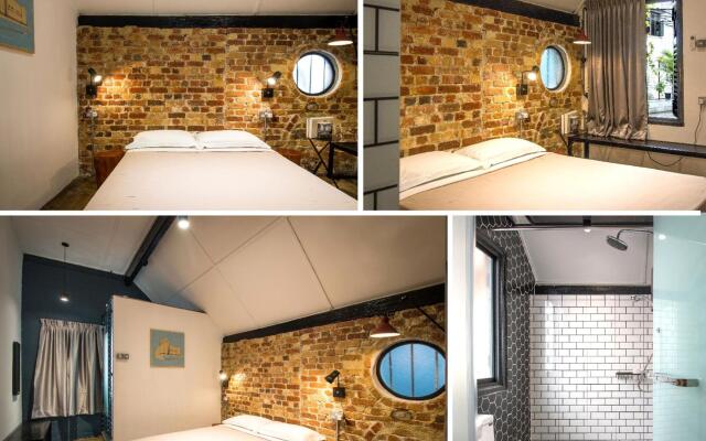 The Brownstone Hostel & Space