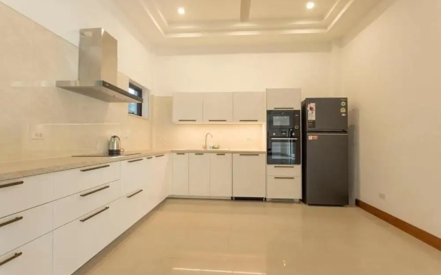 Private Villa Jacuzzi Great Area V170