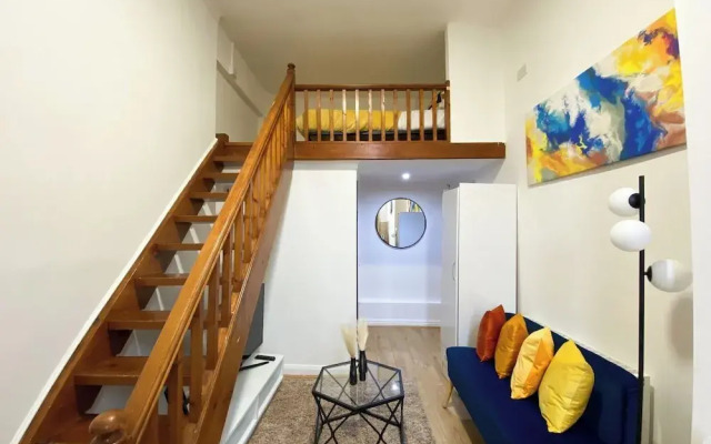 Modern Studios Malvern Road