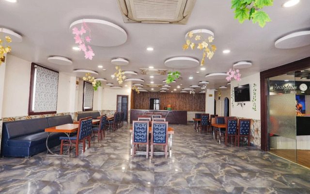 Fabhotel Leaf Paradise