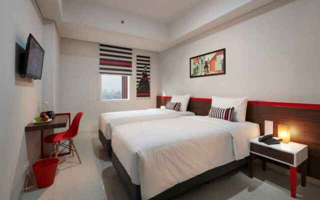 HI Hotel Senen