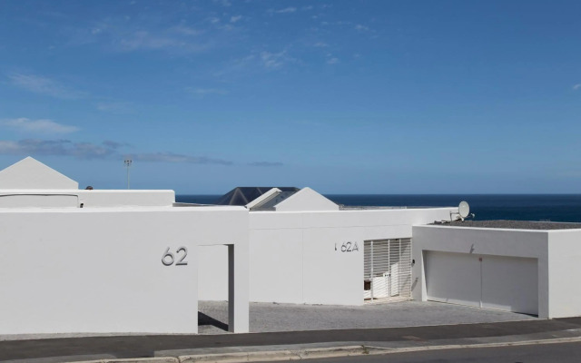 62 Camps Bay