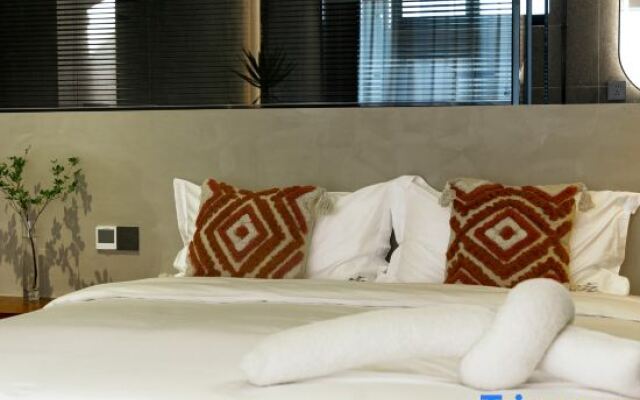 Rongguishan Designer Jiying Space Hualuo Lanjing Art Villa