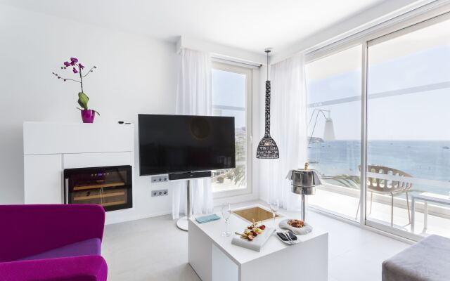 One Ibiza Suites