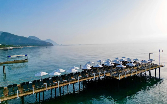 Transatlantik Beach Hotel
