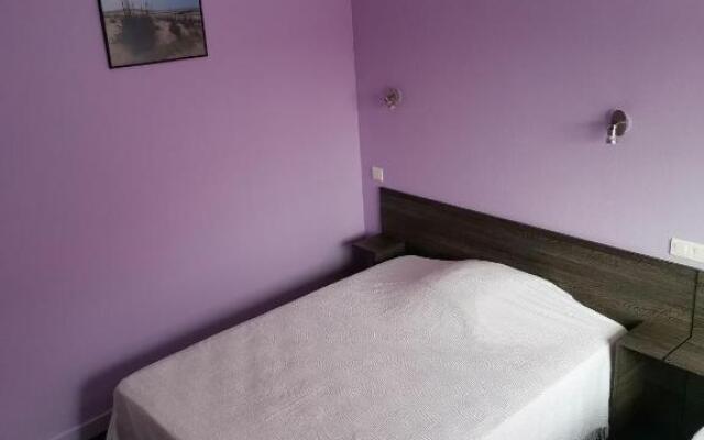 Hôtel Bar des Arènes